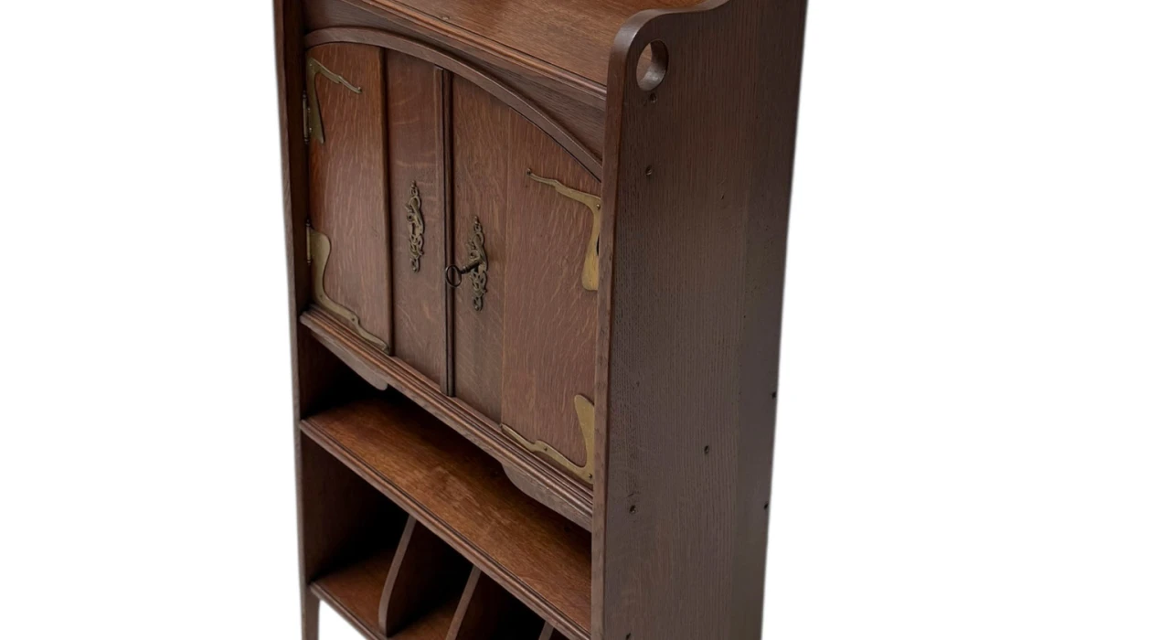 Arts & Crafts Art Nouveau Cabinet by H.P. Mutters & Zoon Den Haag, 1900s